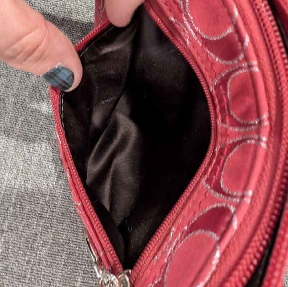 Coach Poppy Wristlet/Clutch, 8x5x1", Red/Pink/Silver EUC - Picture 10 of 13